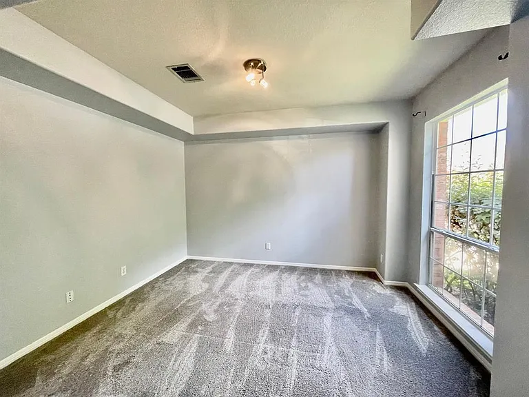 902 Cashew Ln — Photo 7
