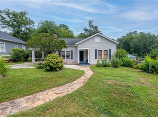 307 S Townville St, Seneca, SC 29678