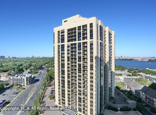 800 Palisade Ave APT 1502, Fort Lee, NJ 07024