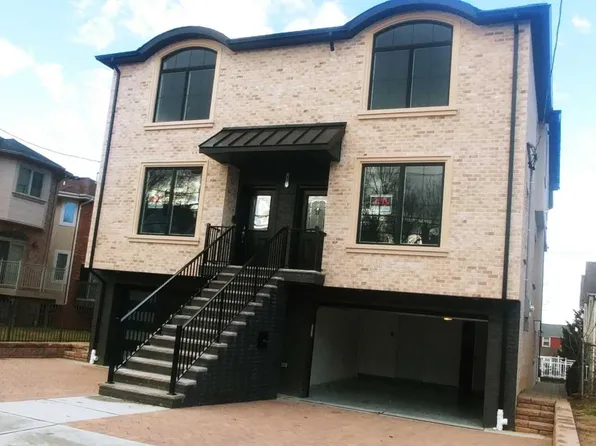 431 Hillside Ave #B, Palisades Park, NJ 07650