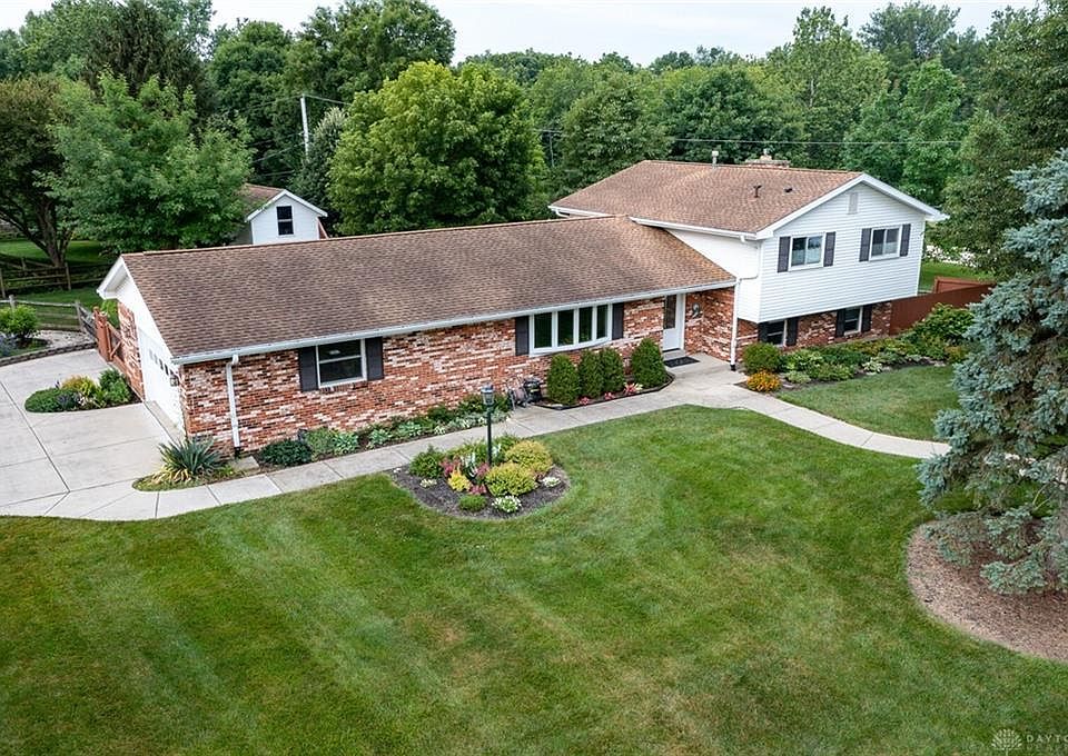 1st image of 2867 Hamden Dr