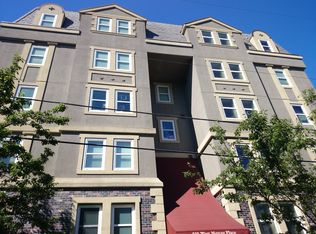 505 W Mercer Pl APT 102, Seattle, WA 98119