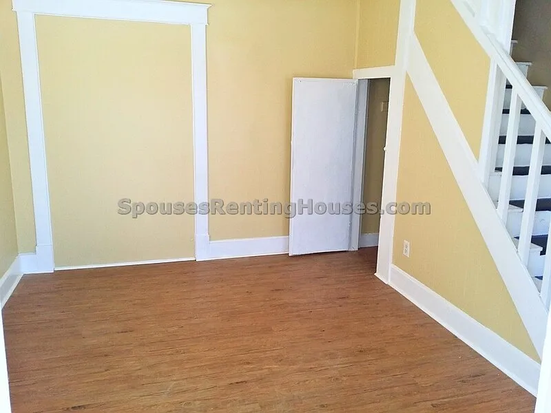 1 bed, 1.0 bath, $800 — Photo 3
