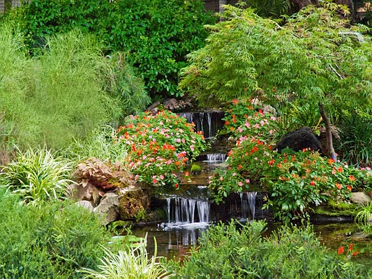 Sold by Sotheby's International Realty | media 18