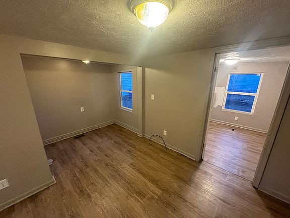 5th image of 3524 N Wisconsin Ave