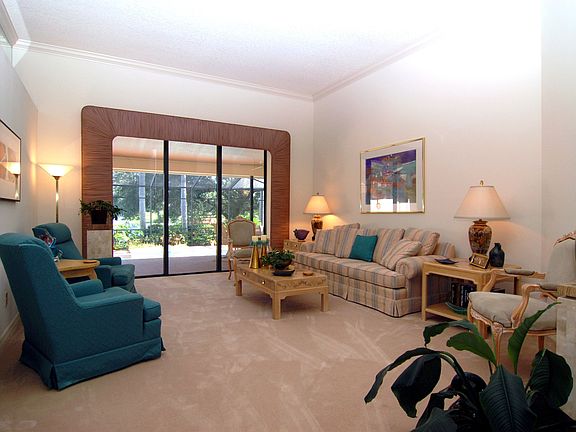 4th image of 2467 Pinnacle Ct N