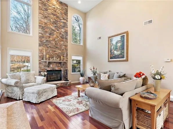 12 Fortune Way, Suffern, NY 10901