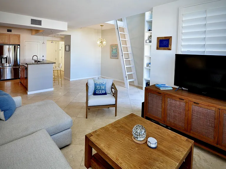 5490 La Jolla Blvd #K207 — Photo 7