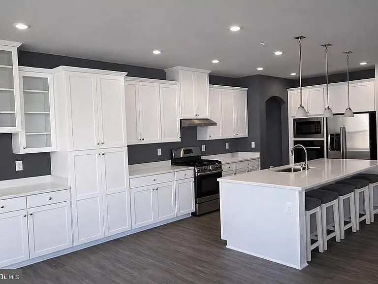 9705 Blandwood Way — Photo 3