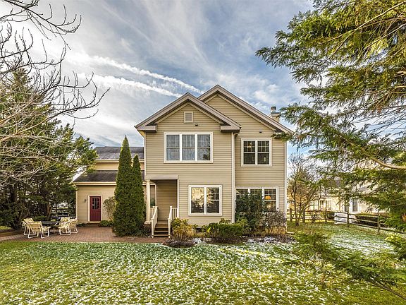 2nd image of 11705 Lilac Pl
