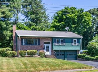 6 Towle Rd, Walpole, MA 02081