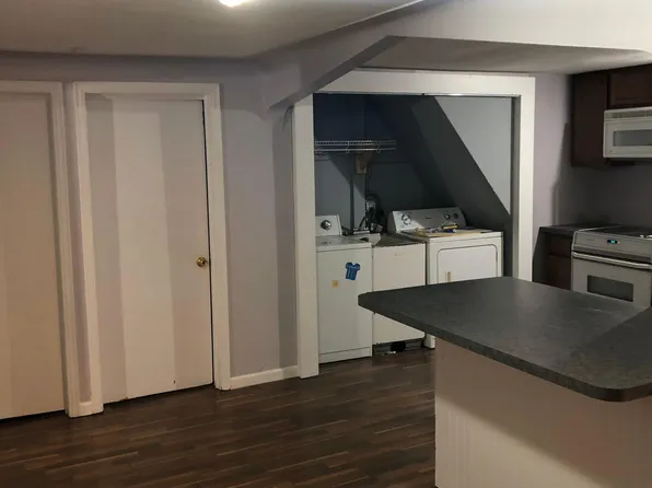 39526 Dodge Park Rd, Sterling Heights, MI 48313