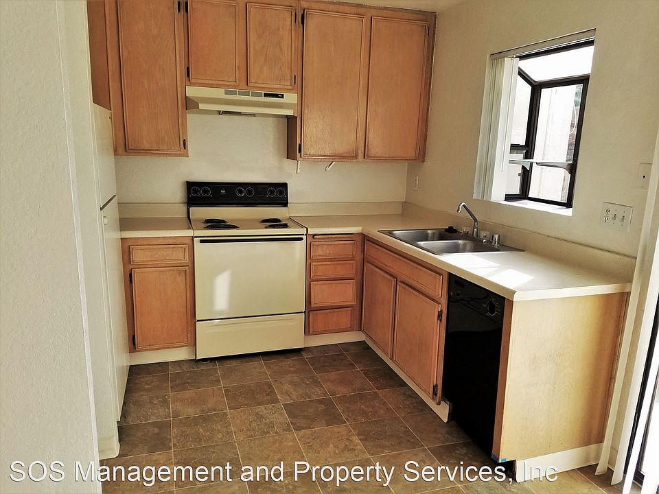 1st image of 2854 E Valley Pkwy APT 6