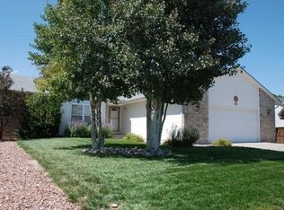 53 S Golfwood Dr W, Pueblo West, CO 81007