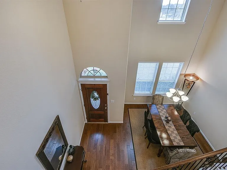 17503 Fechser Ln — Photo 6