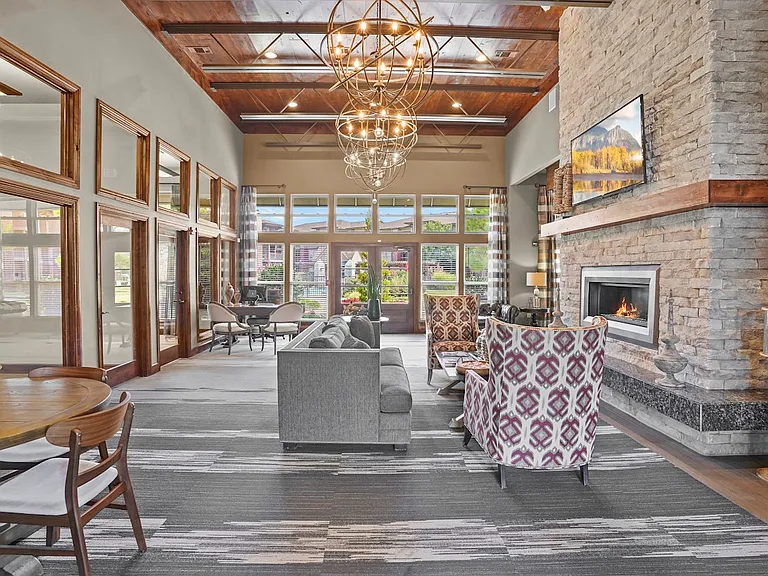 The Reserve at Elm — Photo 9