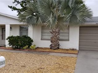 3353 Seffner Dr, Holiday, FL 34691