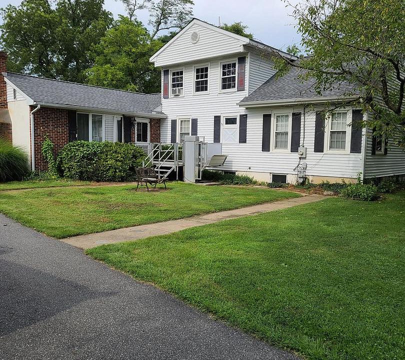 1st image of 5901 Old Capitol Trl