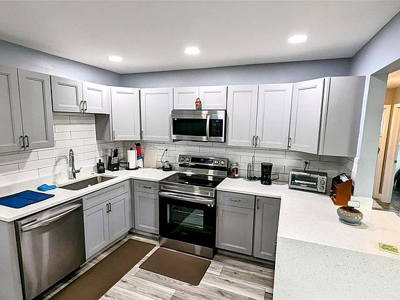 5th image of 8503 NW 57th Court