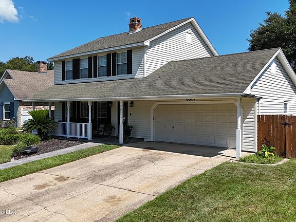 3rd image of 2331 Park Place Dr