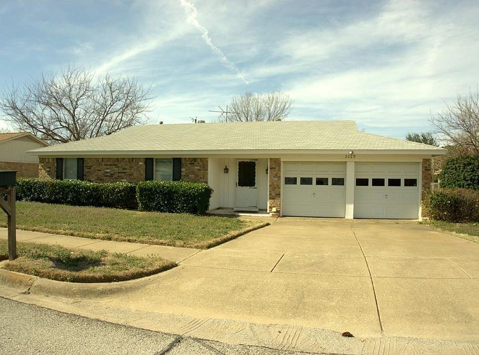 1st image of 1117 Atlanta Dr