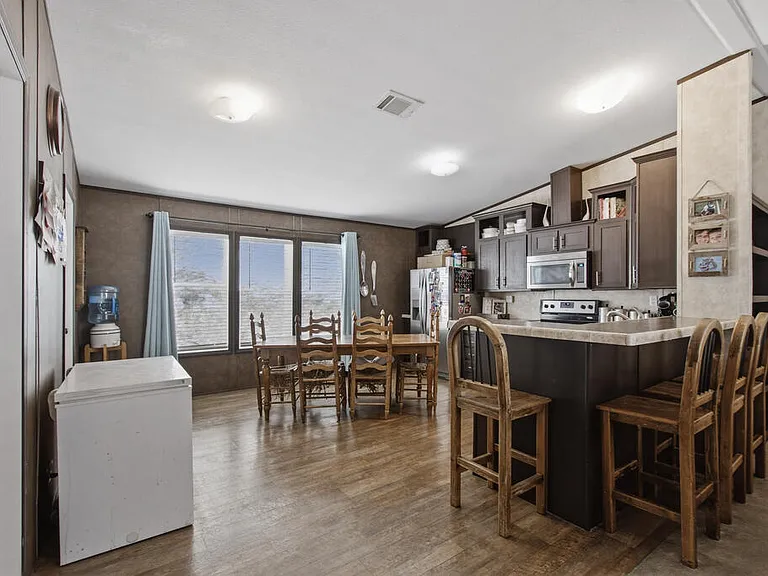 314 Dobbs Ave — Photo 8