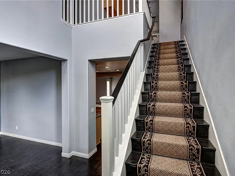 10471 Foggy Glen Ave — Photo 13