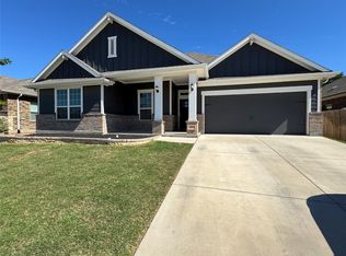 1433 Eagle Nest Dr, Azle, TX 76020