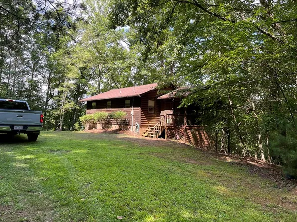 823 Crisp Rd, Murphy, NC 28906