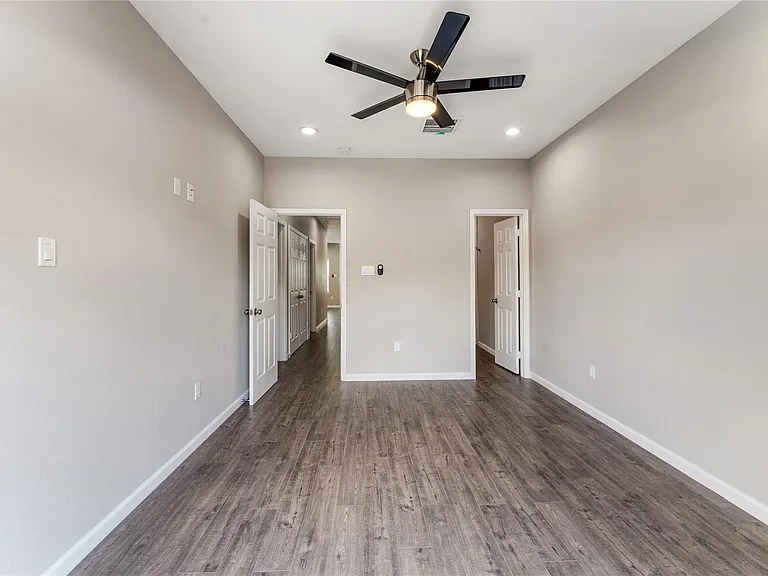 5214 Jezebel St #B — Photo 19