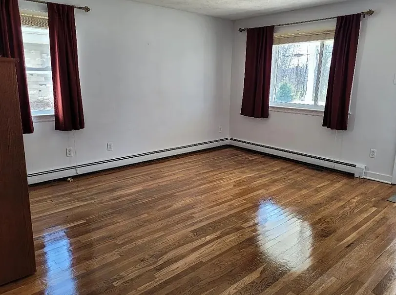 2 bed, 1000 sqft, $1,000 — Photo 4