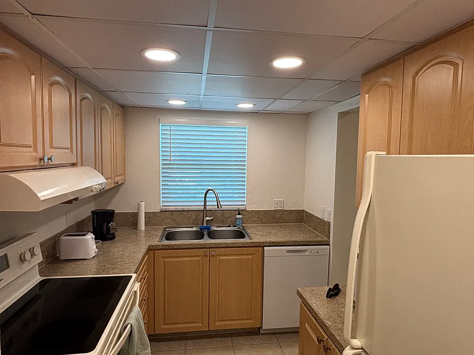 1100 Ponce De Leon Cir #E307