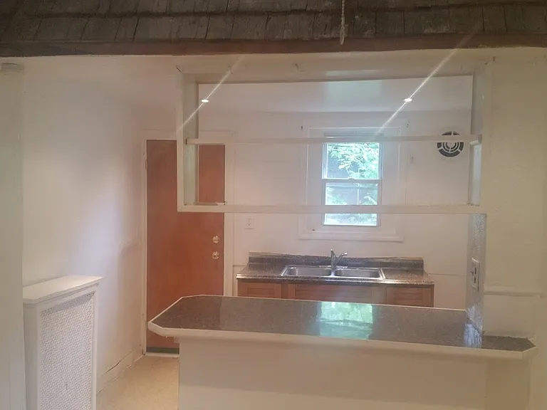 4142 N 7th St — Photo 3