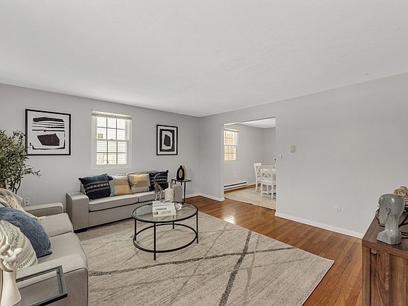 3rd image of 49-51 Bates Rd