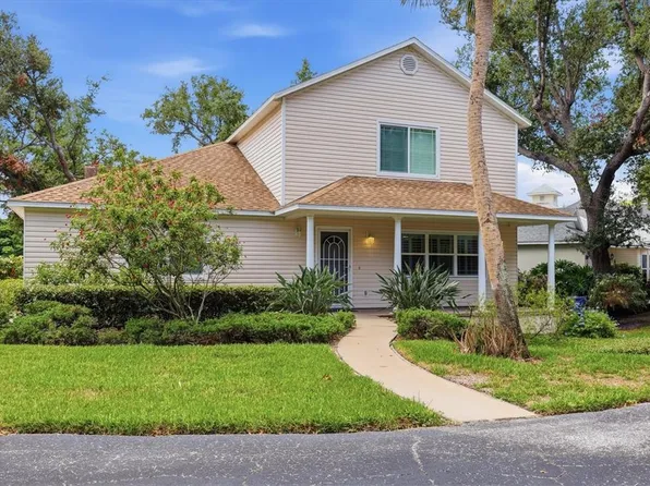 2310 64th Street Ct W, Bradenton, FL 34209