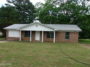 2308 Pineview Dr, Bonifay, FL 32425