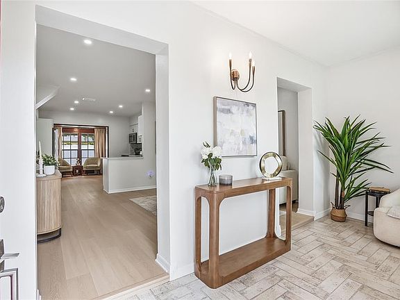 2nd image of 2164 Riviera Dr