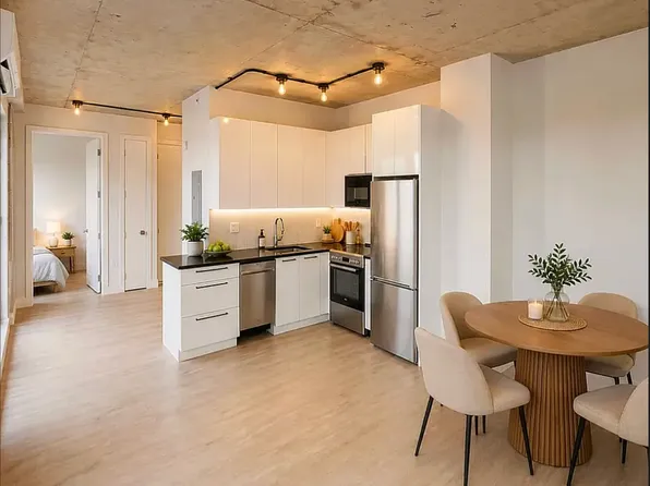 815 Flatbush Avenue image 1 of 10