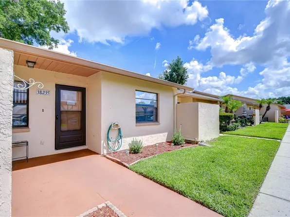 38235 Boxwood Dr #38235, Zephyrhills, FL 33542