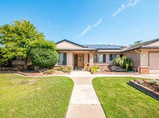 964 E Minarets Ave, Fresno, CA
