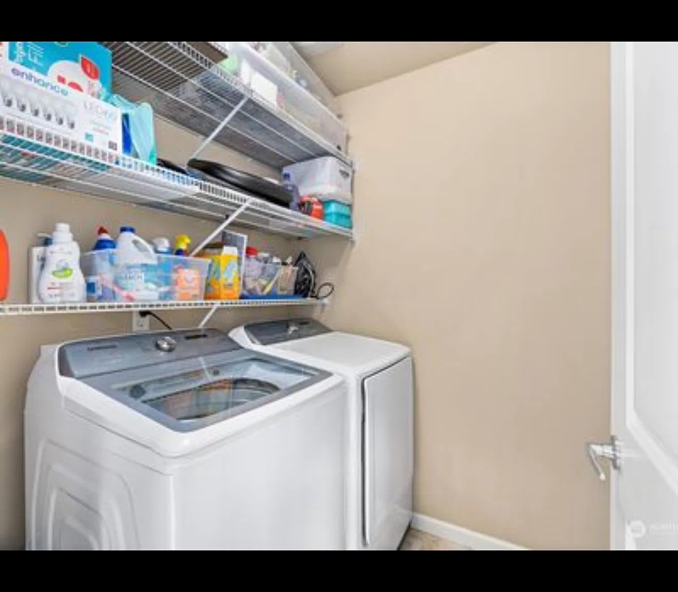 4 bed, 2262 sqft, $3,700 — Photo 4
