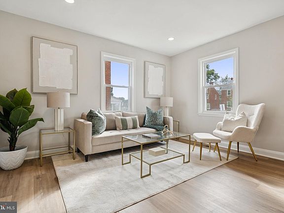 3rd image of 1014 Upnor Rd