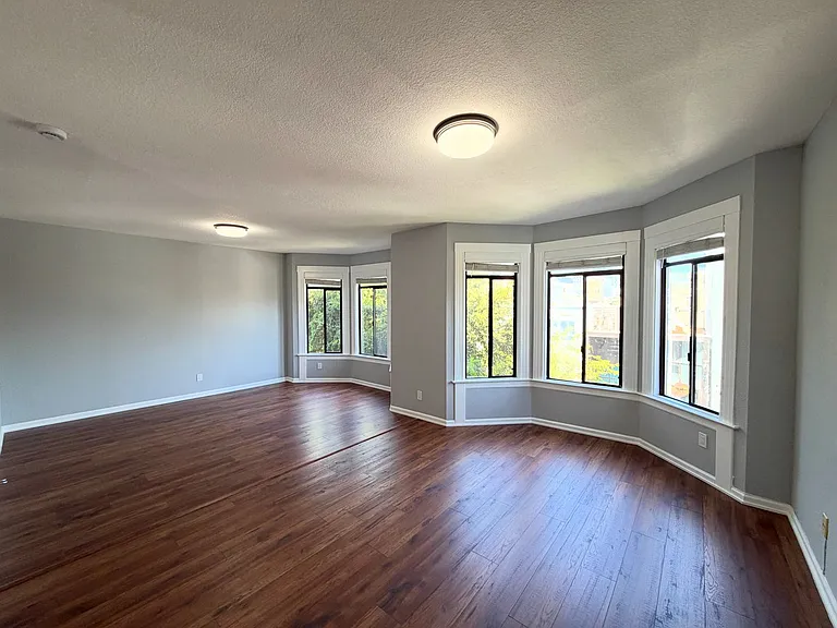 1221-1225 Folsom Street — Photo 4