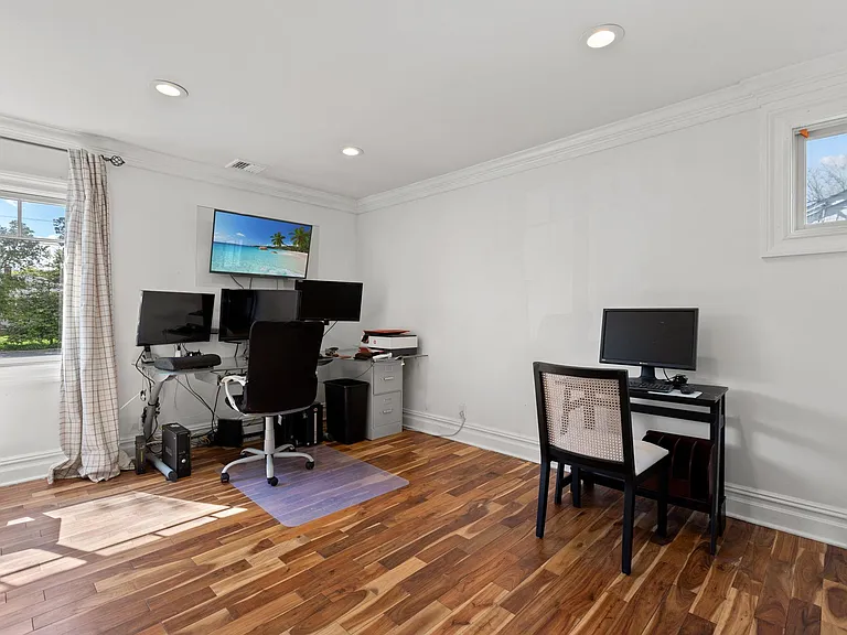 80 Soundview Dr — Photo 19