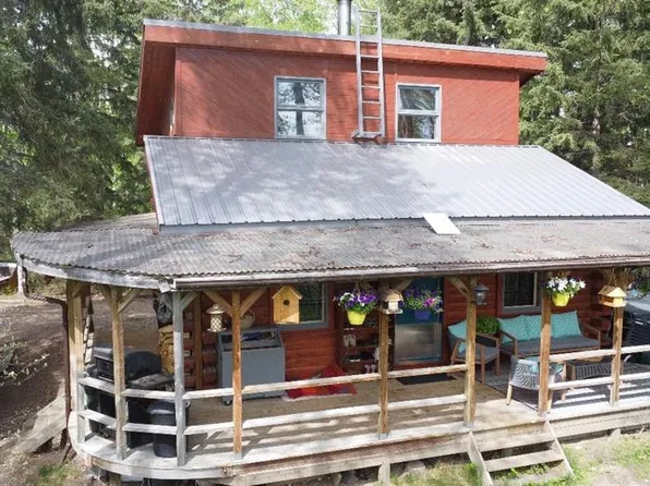 30 S Mountainview Rd, Clearwater County, AB T0M 0C0