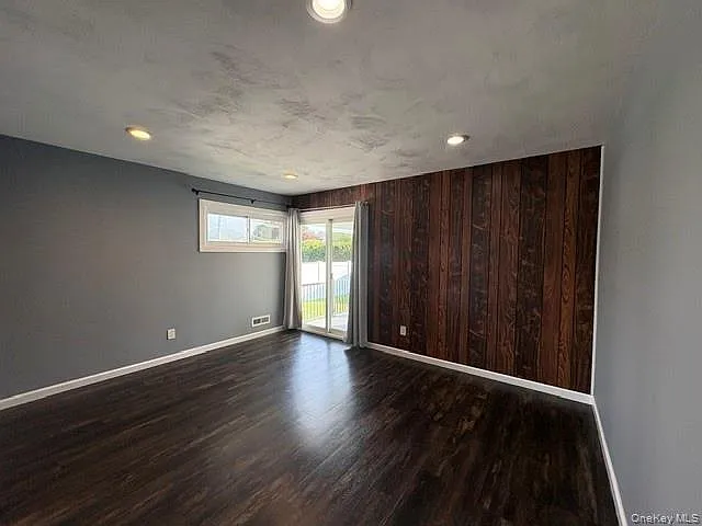 266 Central Park Rd — Photo 10