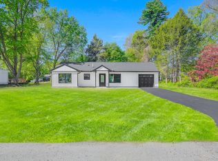 10 Rowley Road, Poughkeepsie, NY 12601