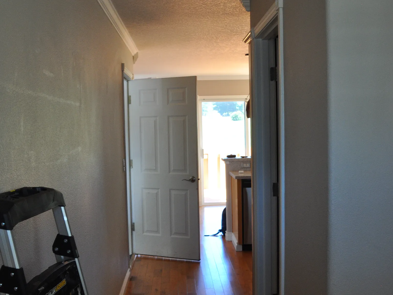 3 bed, 2.5 bath, 1562 sqft, $2,495 — Photo 2