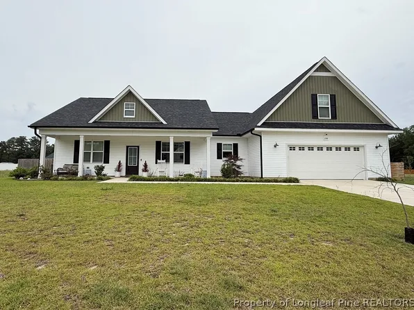 198 Slade Corner Rd, Raeford, NC 28376