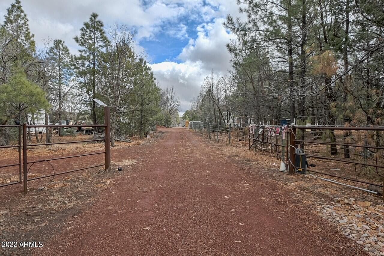 1321 S Woodland Ln, AZ 85935 Zillow